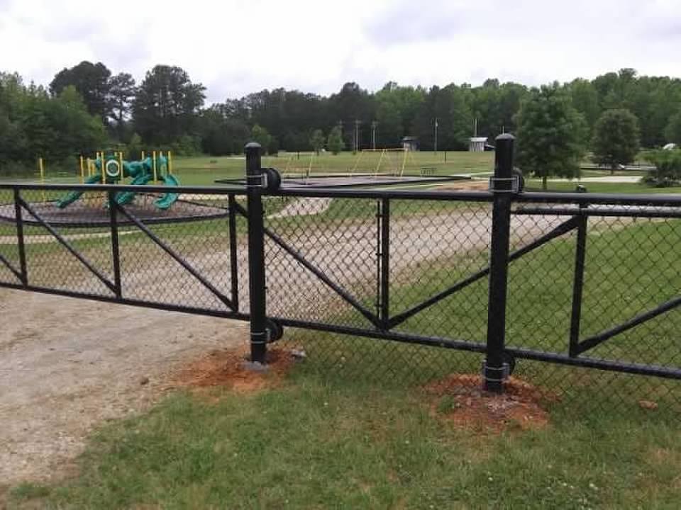 Gallery Top Notch Fence